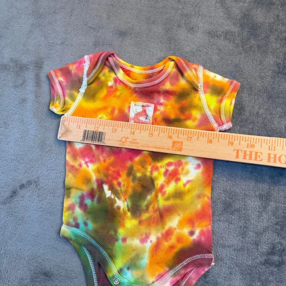Burts Bees‎ Baby Tie Dye Bodysuit Kids 0-3 Months Multicolor Organic Cotton